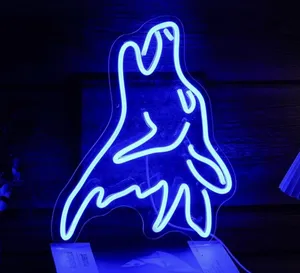 تابلو نیون طرح سر گرگ سایز 30در40