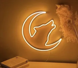 نیون دیواری طرح گرگ و ماه سایز 30در40